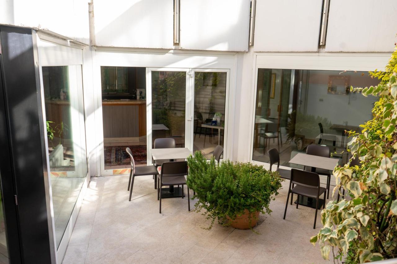 Hotel Garni Villa Fontana Trento Exterior foto