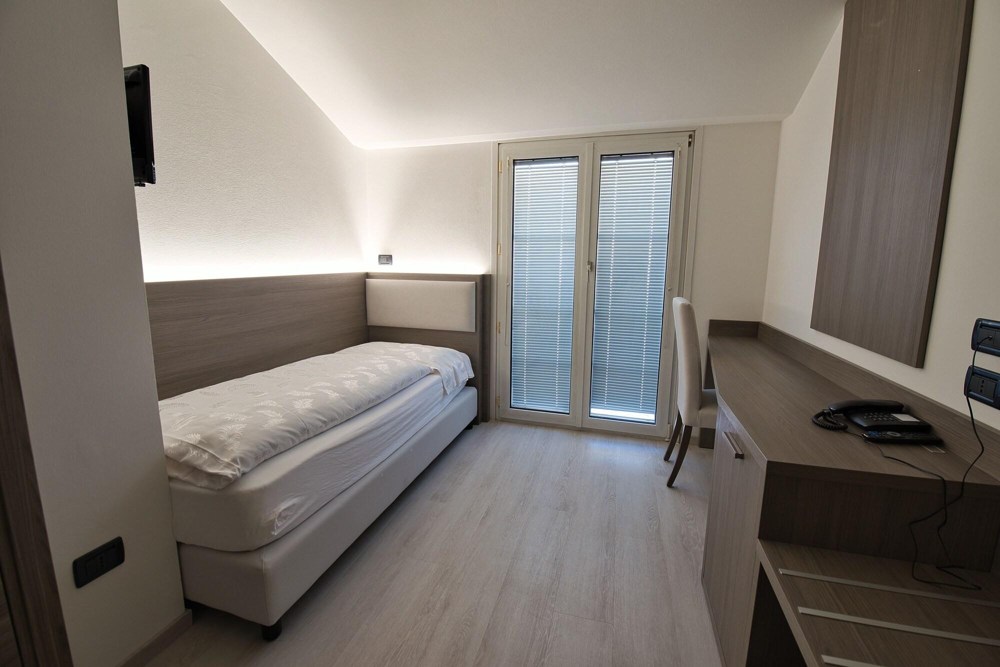 Hotel Garni Villa Fontana Trento Exterior foto