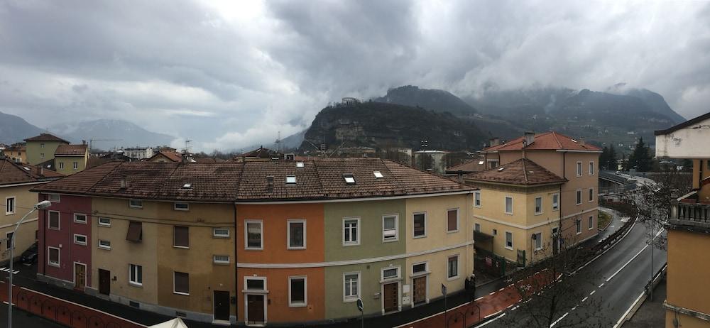 Hotel Garni Villa Fontana Trento Exterior foto