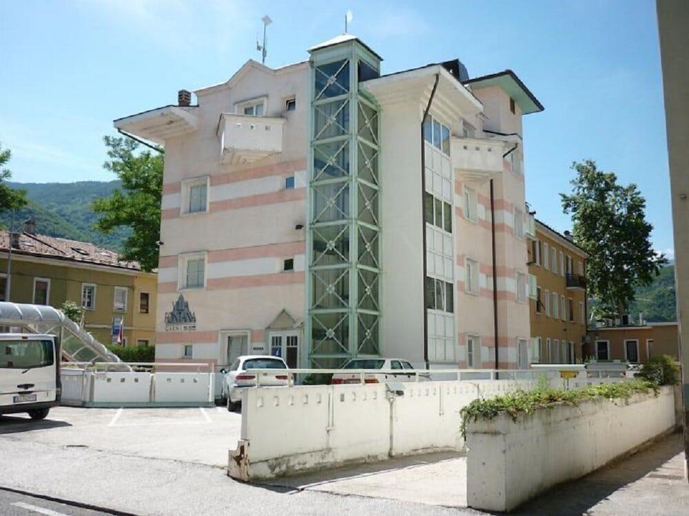 Hotel Garni Villa Fontana Trento Exterior foto