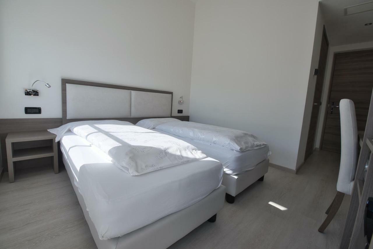 Hotel Garni Villa Fontana Trento Exterior foto